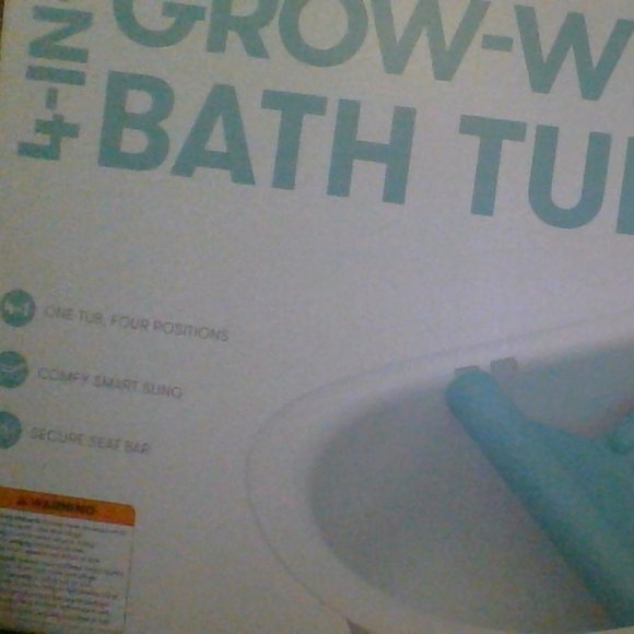 4-in-1 GROW WITH ME BATH TUB - Picture 1 of 4